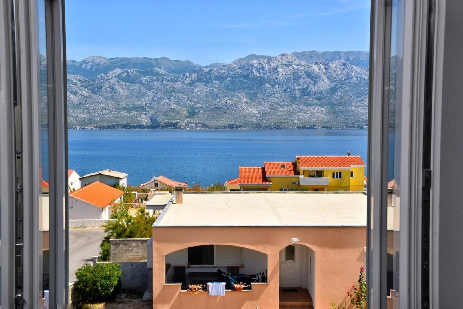 Apartments Mino Razanac Bagian luar foto